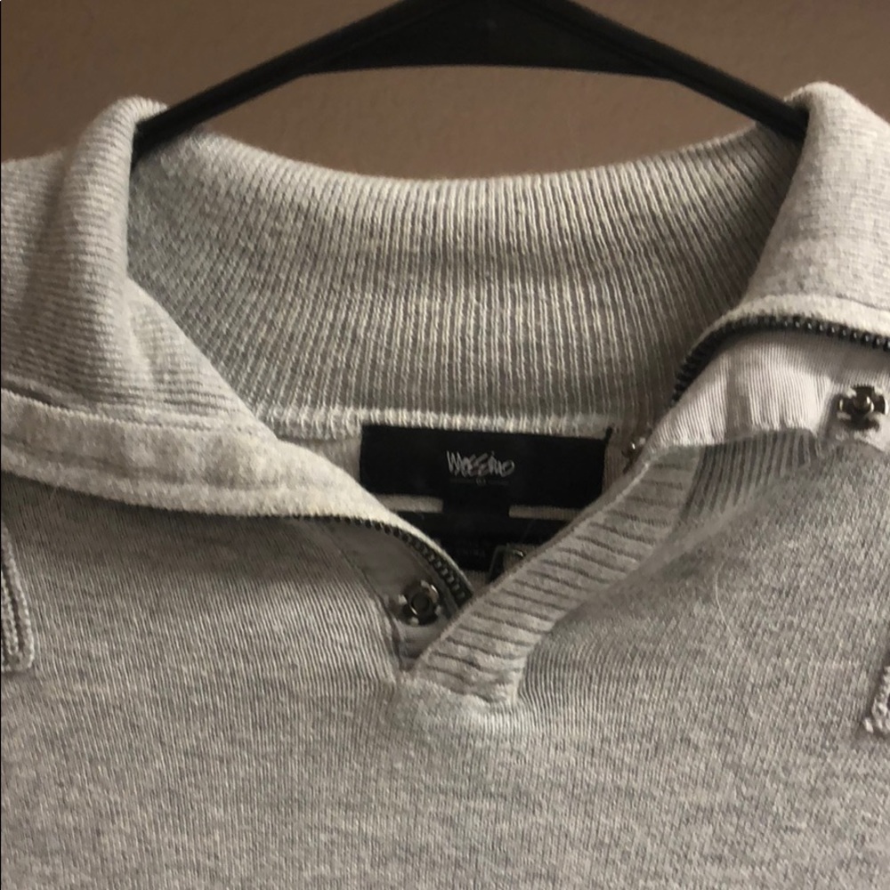 Sweater - Picture 3 of 3